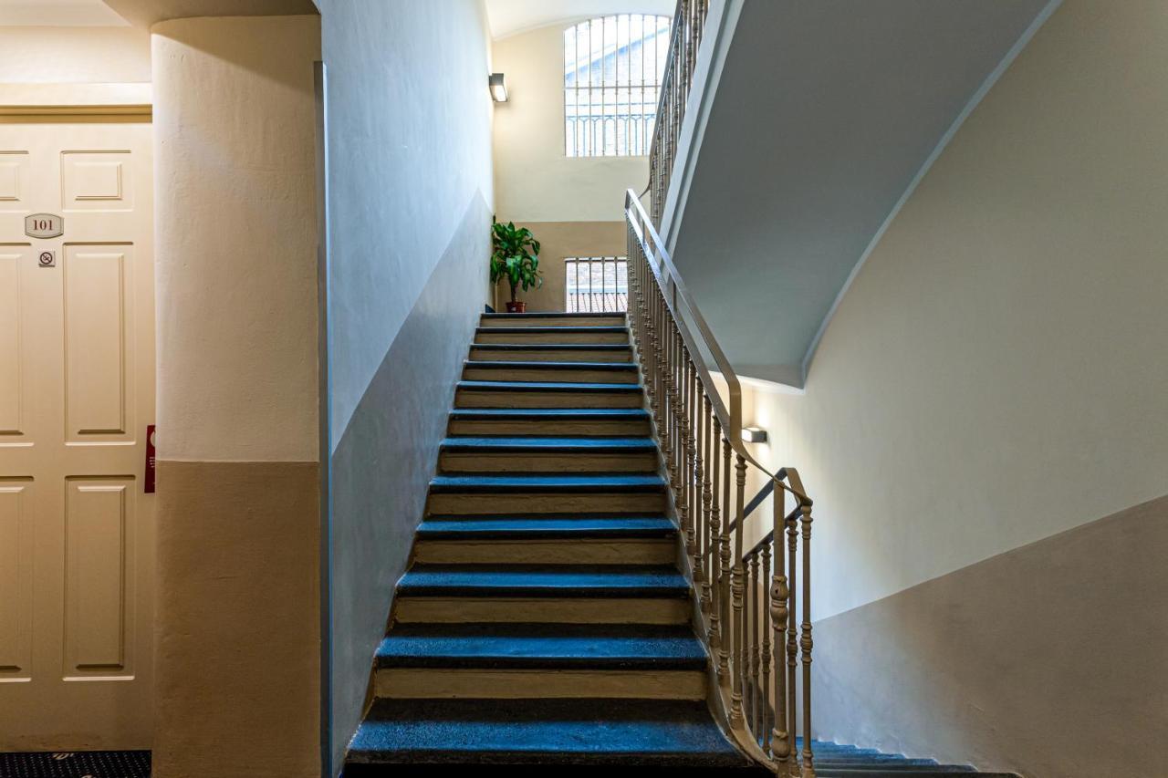 Hotel Urbani Torino Esterno foto