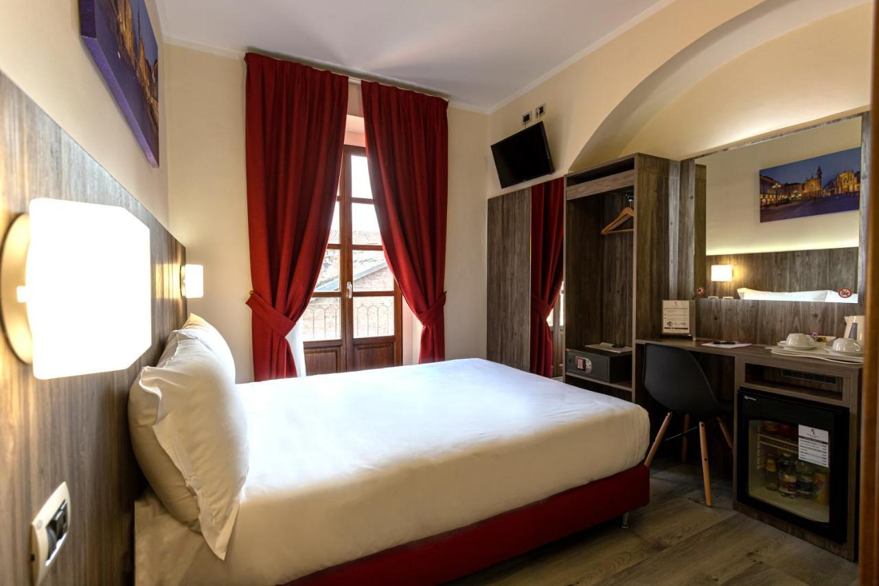Hotel Urbani Torino Esterno foto