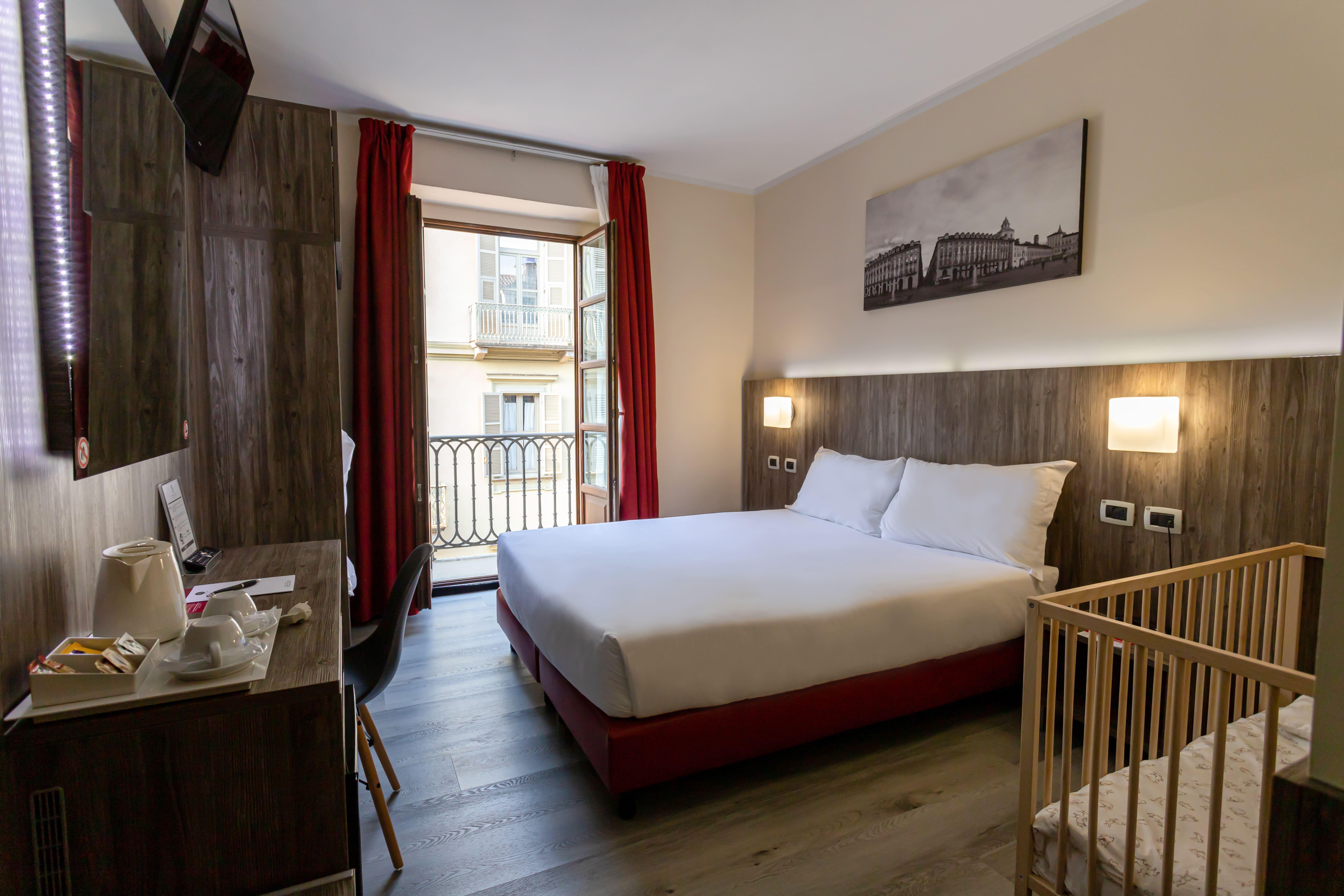 Hotel Urbani Torino Esterno foto