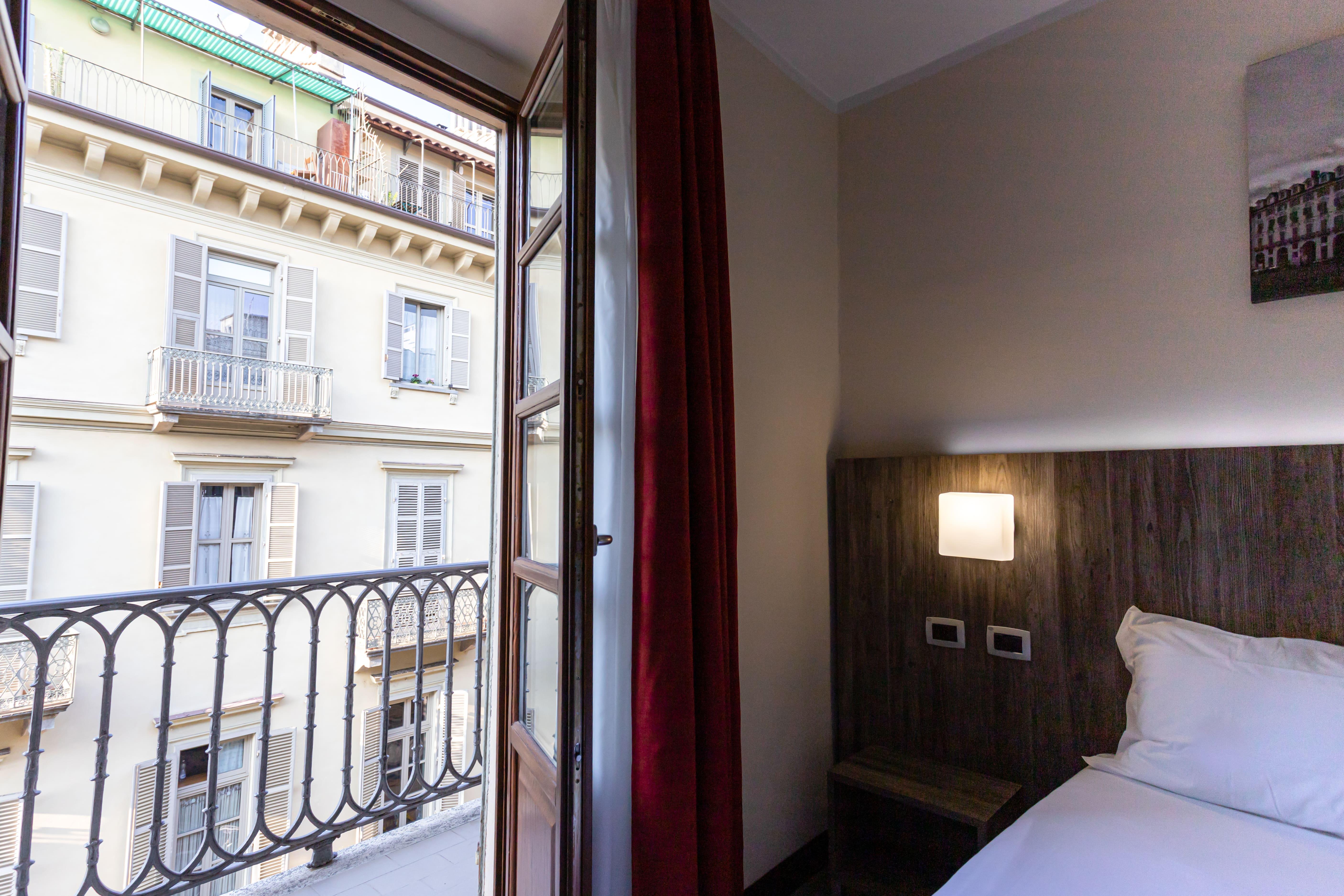 Hotel Urbani Torino Esterno foto