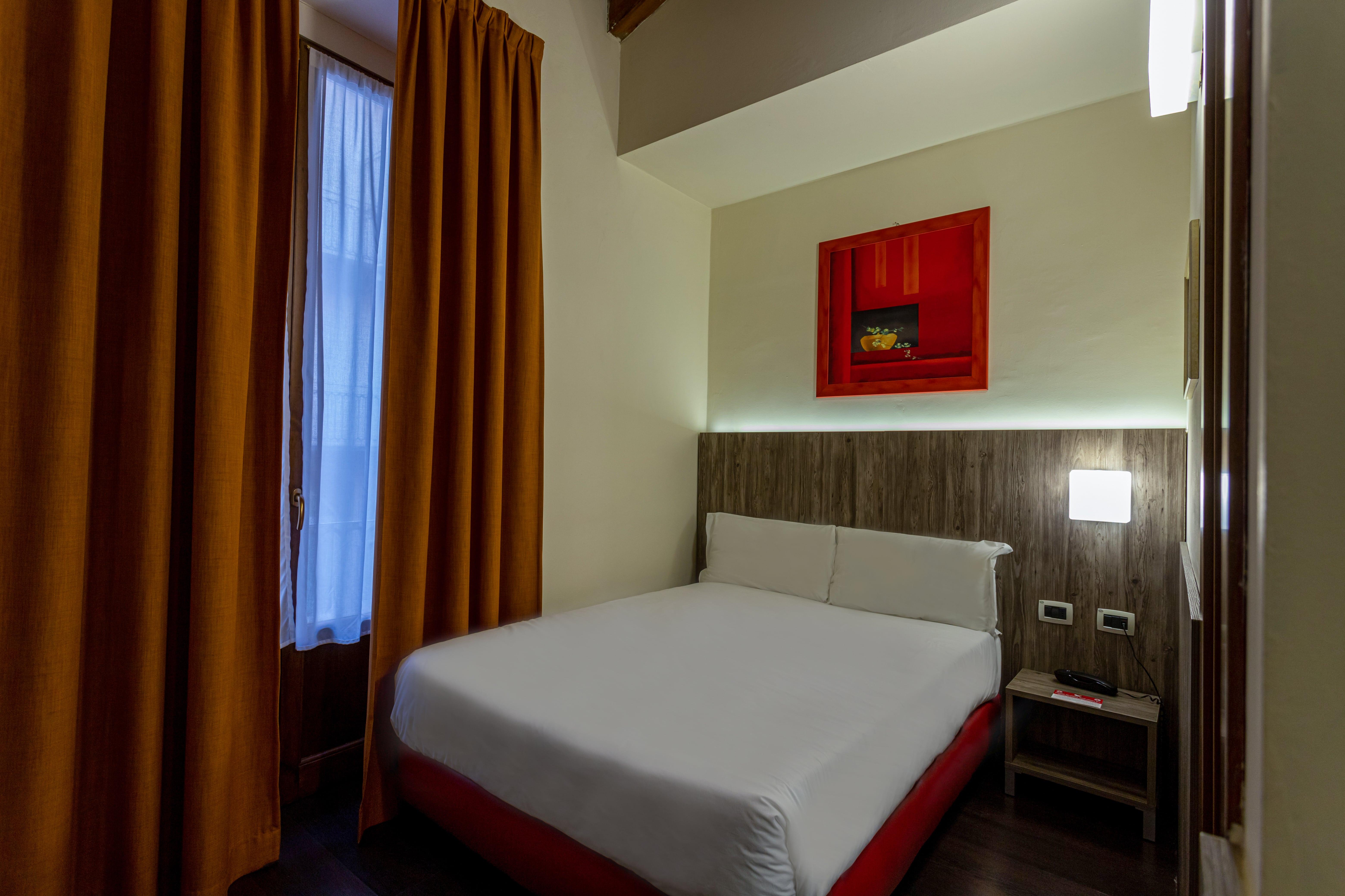 Hotel Urbani Torino Esterno foto